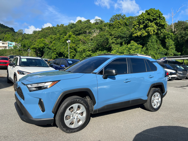 2023 Toyota RAV4 LE