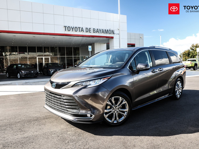 2023 Toyota Sienna