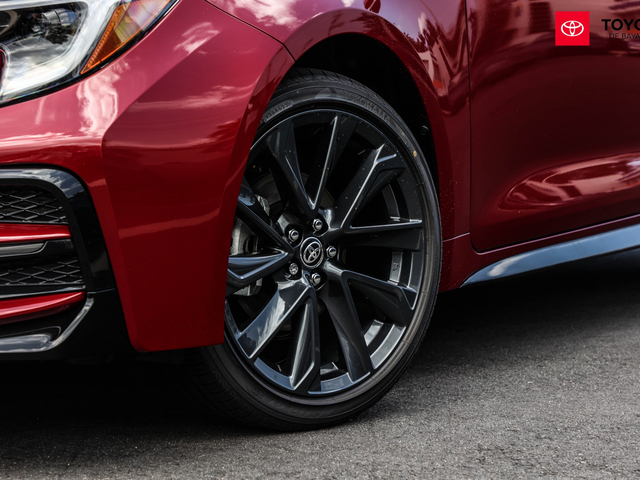 Toyota Corolla SE (Ruby Flare Pearl)
