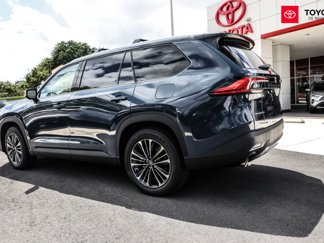 Toyota Grand Highlander Platinum Hybrid Max (Massive Gray)