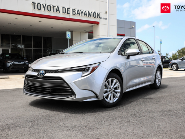 Toyota Corolla LE (Hybrid) Silver