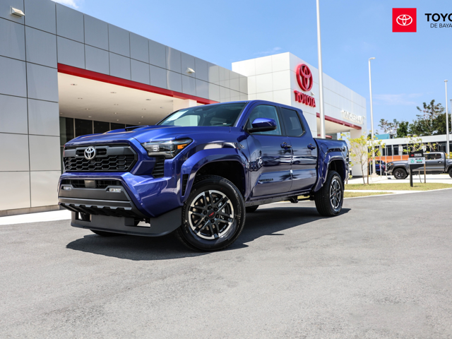 Toyota Tacoma TRD Sport (Dark Blue)