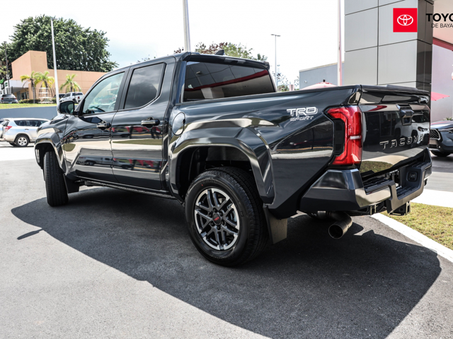 Toyota Tacoma TRD Sport (Dark Gray)