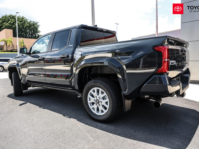 Toyota Tacoma SR5 (Dark Gray)