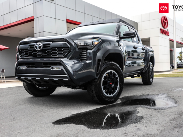Toyota Tacoma TRD Off Road (DarkGray) Manual