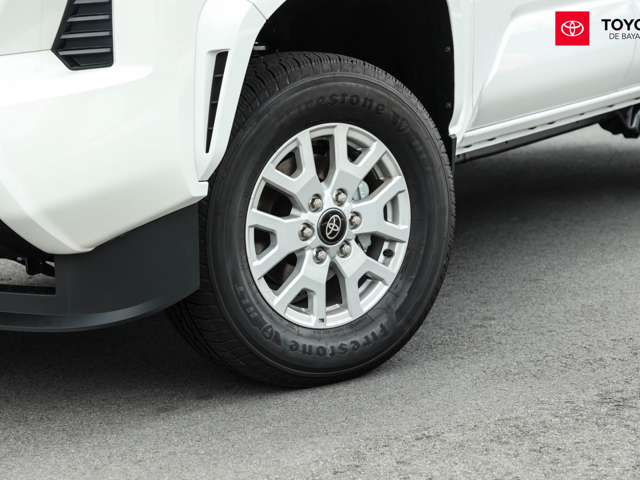 Toyota Tacoma SR (White)
