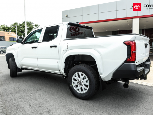 Toyota Tacoma SR (White)