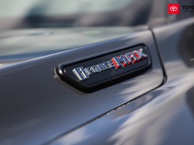 Toyota Tacoma TrailHunter (Dark Gray)