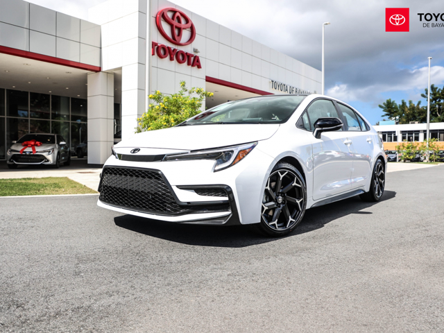 Toyota Corolla SE FX (White)