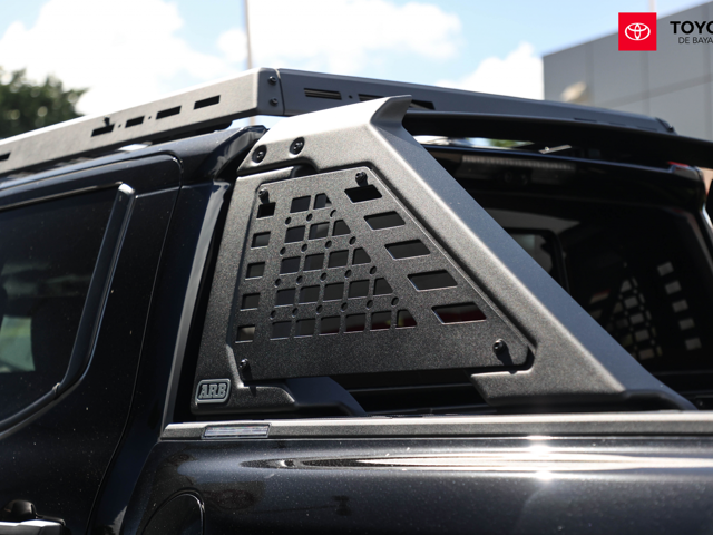 Toyota Tacoma Trailhunter (Black)