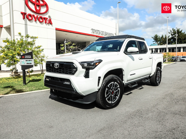 Toyota Tacoma TRD Sport (White) Equipada