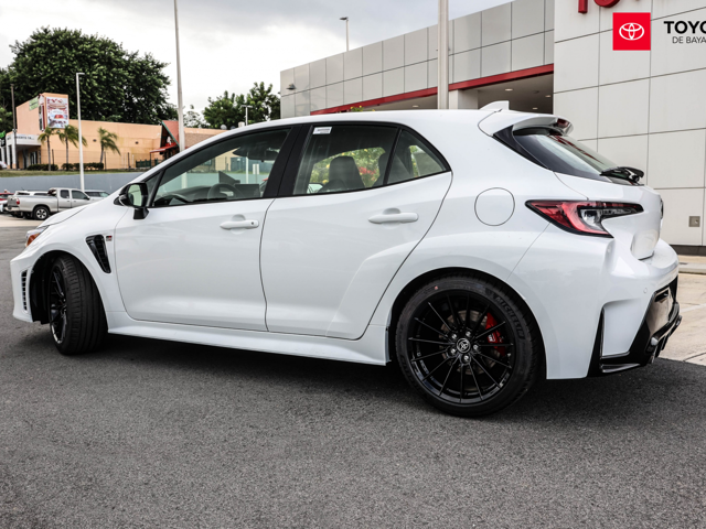 Toyota Corolla GR (Premium) White