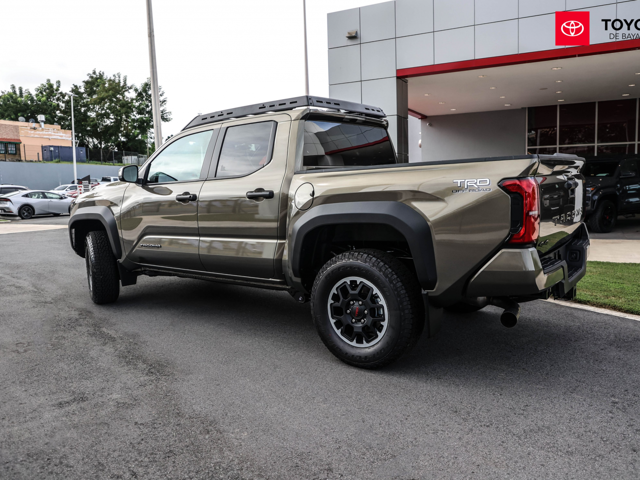 Toyota Tacoma TRD Off Road (Bronze Oxide)