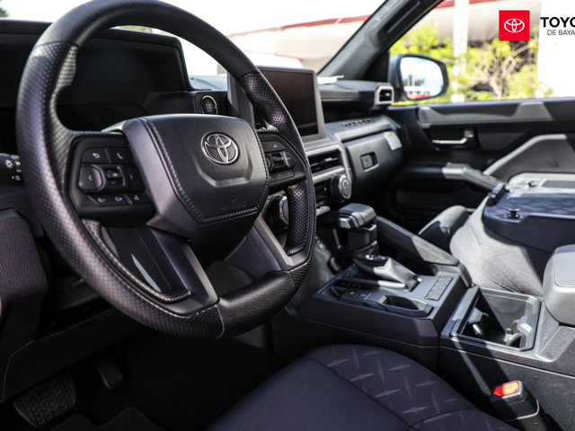 Toyota Tacoma SR Bmax Extra Cab (White)