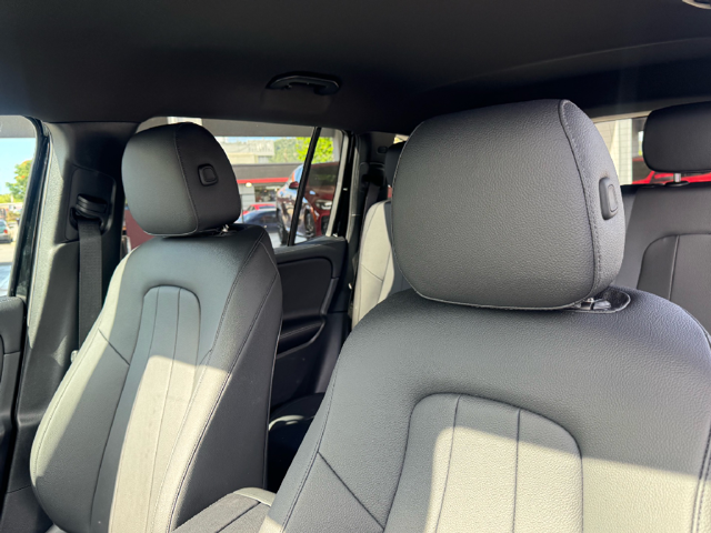 2025 Mercedes-Benz GLB