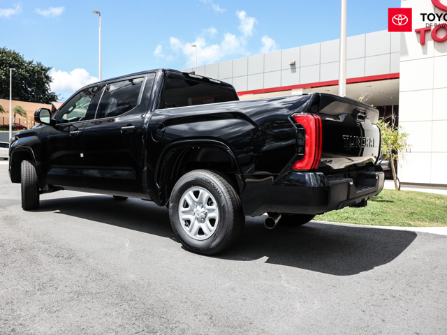 Toyota Tundra SR (Black)