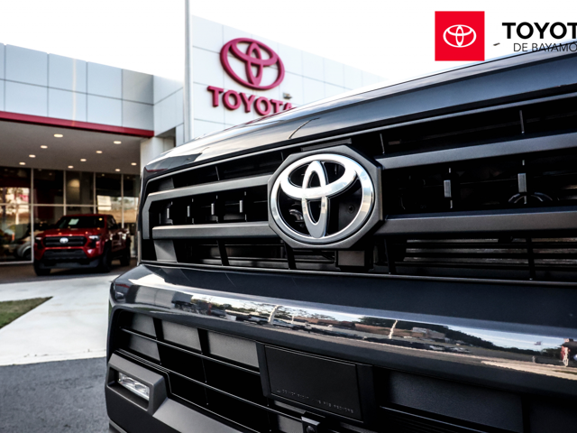 Toyota 4Runner SR5 (Dark Gray)