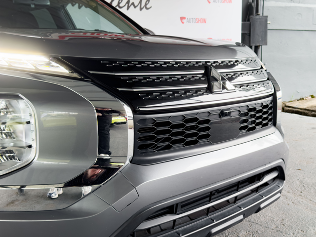 2024 Mitsubishi Outlander