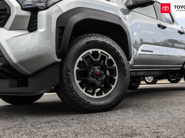 Toyota Tacoma TRD Off Road Automática (Silver)