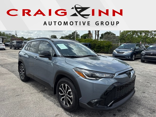 2025 Toyota Corolla Cross Hybrid SE