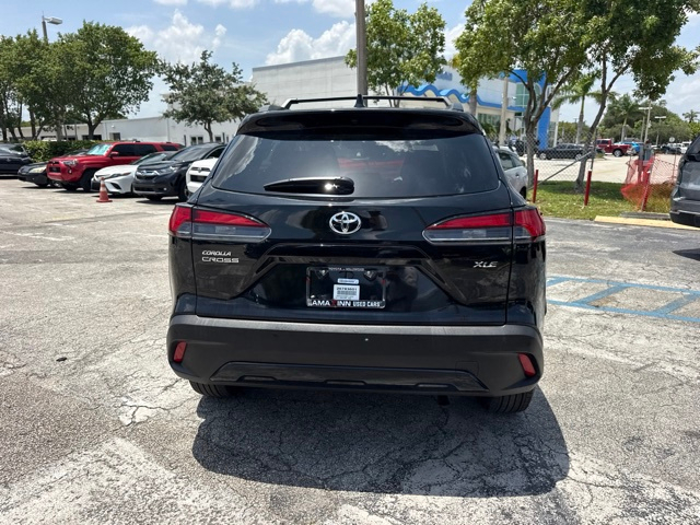 2025 Toyota Corolla Cross XLE