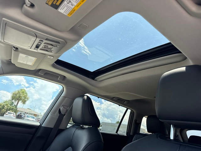 2025 Toyota Highlander Hybrid XLE