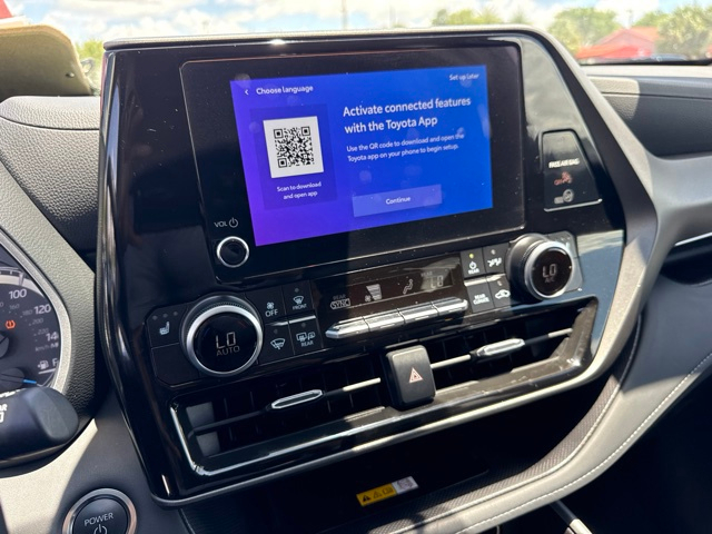 2025 Toyota Highlander Hybrid XLE