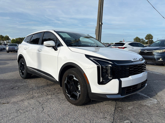 2026 Kia Sportage EX