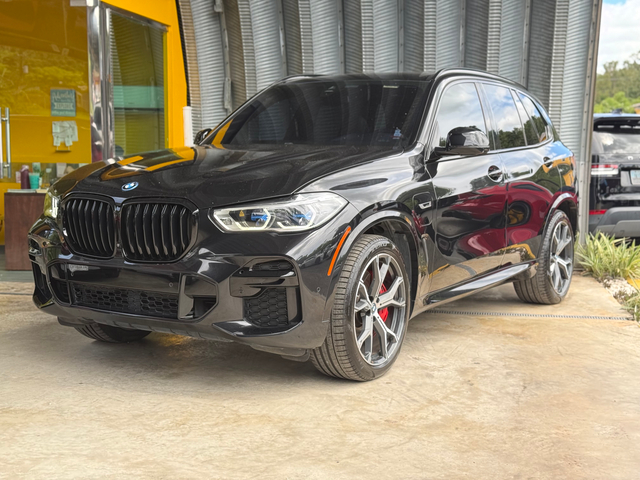 2023 BMW X5 xDrive45e