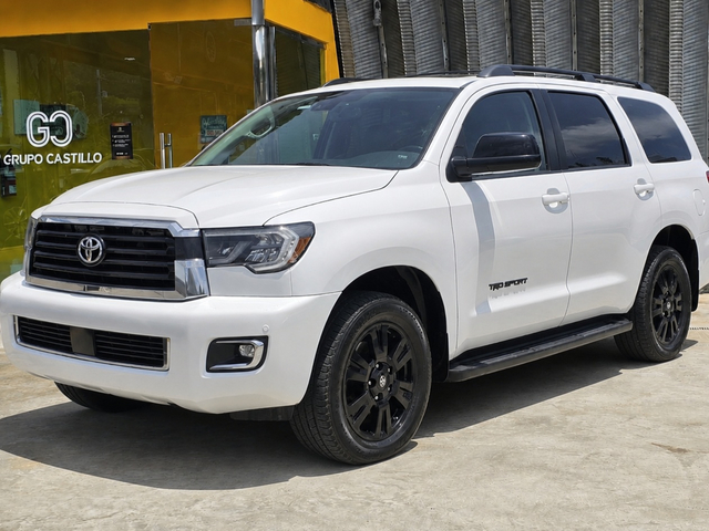 2018 Toyota Sequoia SR5