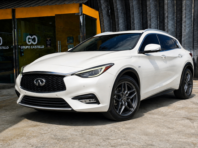 2018 Infiniti QX30 Base