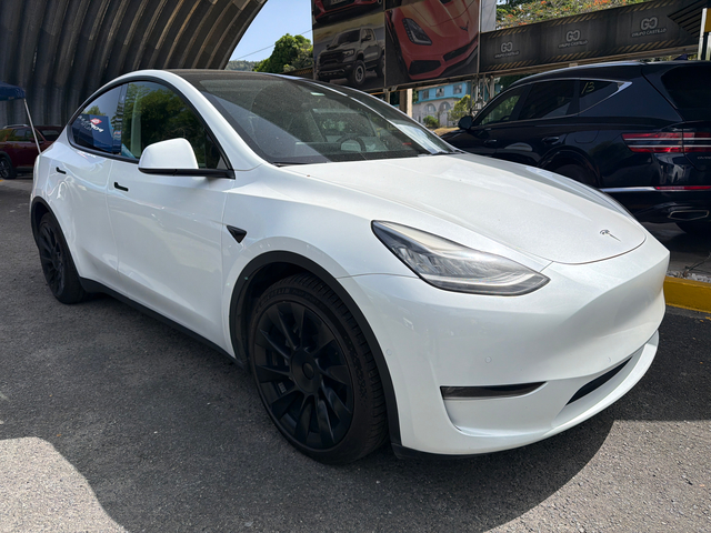 2022 Tesla Model Y Long Range
