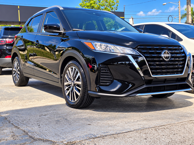 2022 Nissan Kicks SV