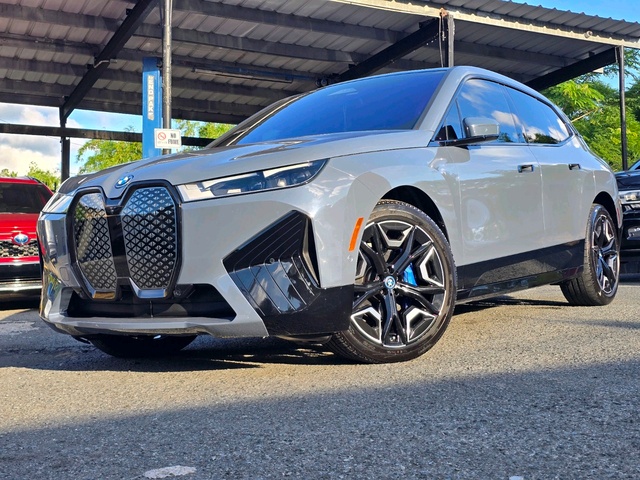 2022 BMW iX xDrive50