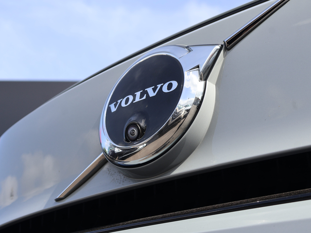 2025 Volvo EX40 Ultra