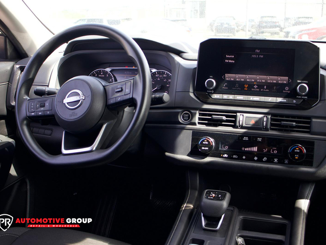 2024 Nissan Pathfinder S