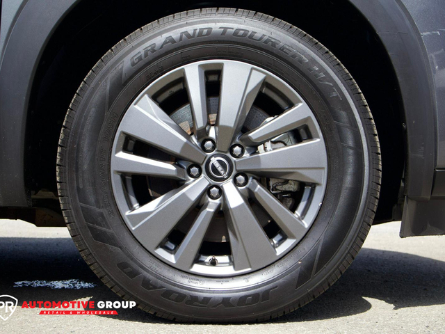 2024 Nissan Pathfinder S
