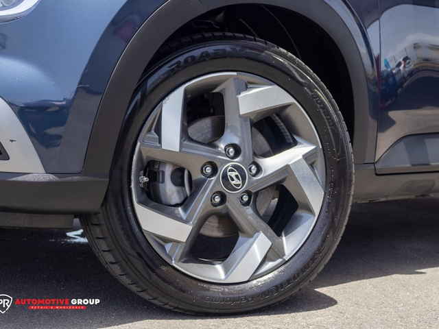 2025 Hyundai Venue SE