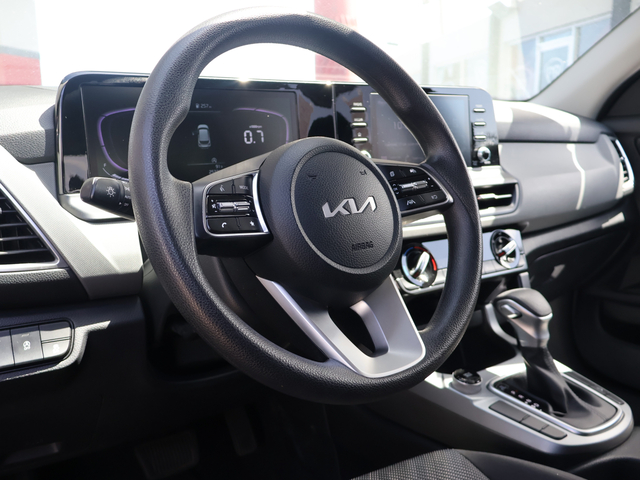 2025 Kia Seltos LX