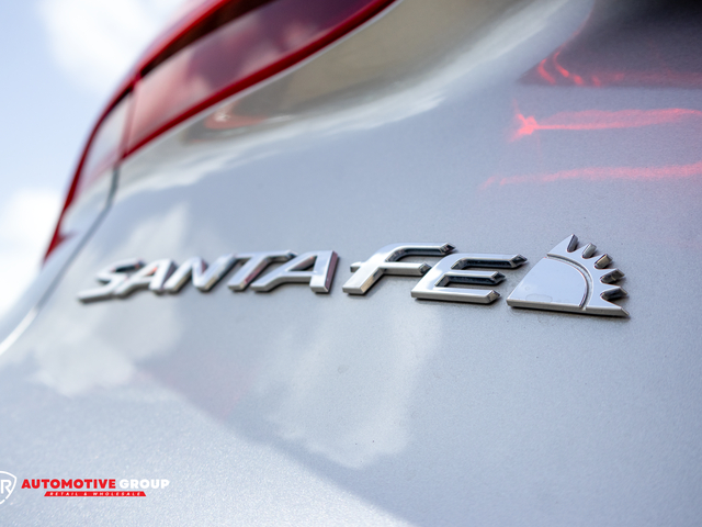 2023 Hyundai Santa Fe SE