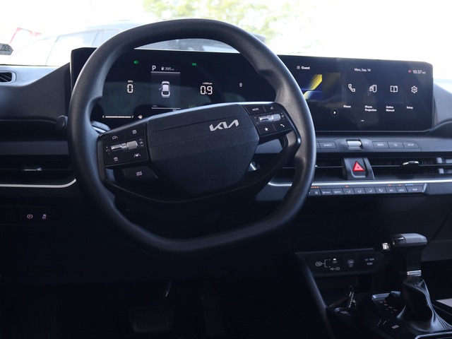2025 Kia K4 LX