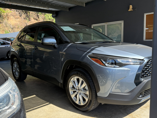 Toyota Corolla Cross LE 2024