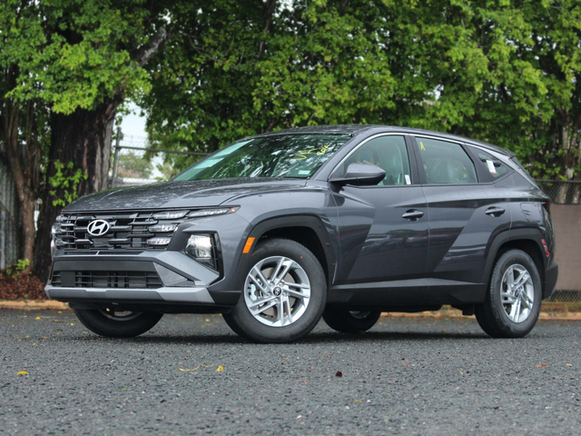 Hyundai Tucson SE 2026