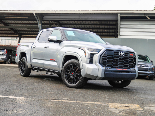 2024 Toyota Tundra 4WD SR5