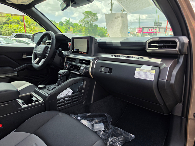 2026 Toyota Tacoma 2WD 4X2 D CAB SR5