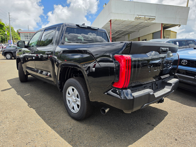 2026 Toyota Tundra 4WD 4WD CREWMAX SR