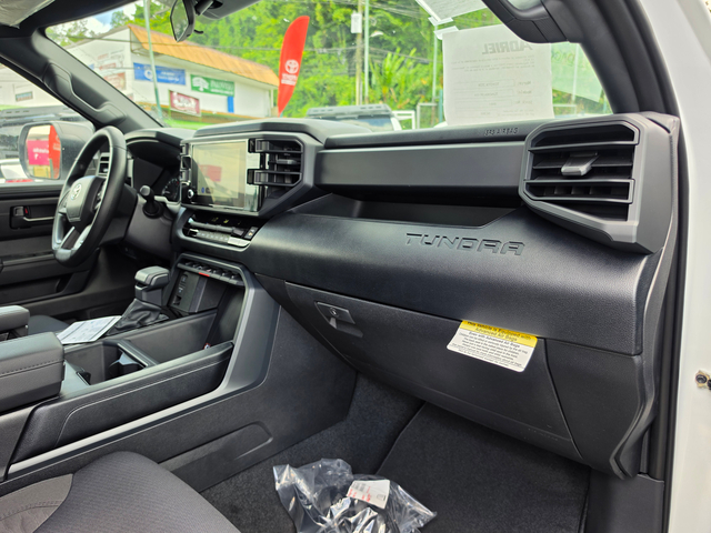 2026 Toyota Tundra 4WD 4WD CREWMAX SR