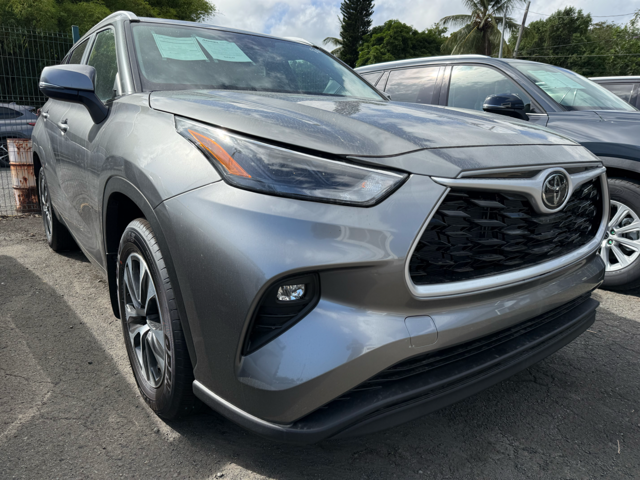 2026 Toyota Highlander XLE V4 8AT AWD