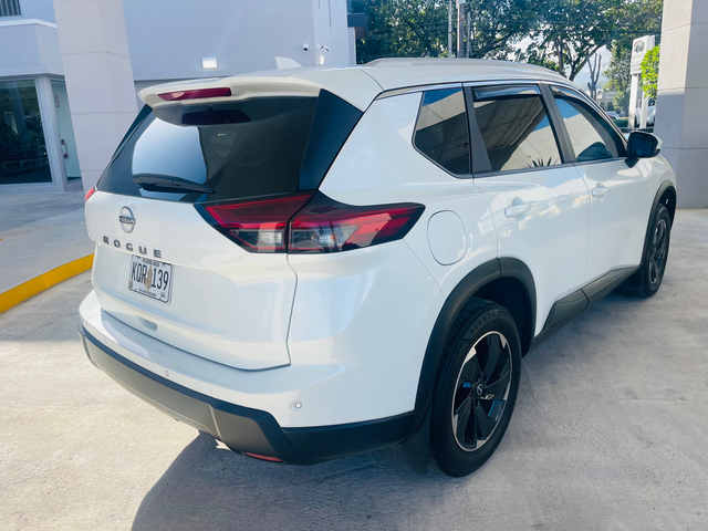 2025 Nissan Rogue SV