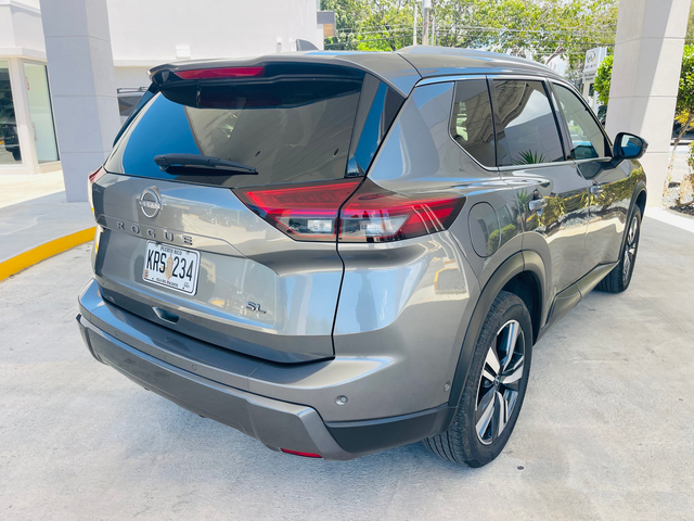 2025 Nissan Rogue SL